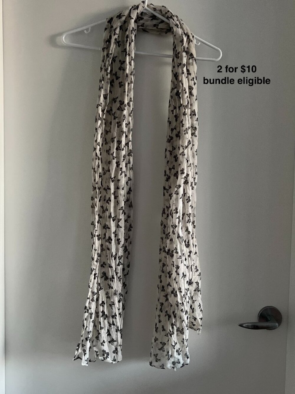 Garage White Black Bow Print Scarf Lightweight Neck Scarf Pattern